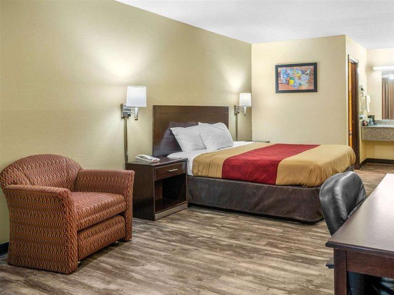 Econo Lodge Near Missouri University Of Science And Technology Rolla Ngoại thất bức ảnh