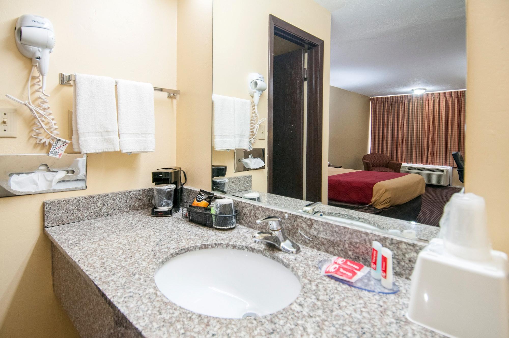 Econo Lodge Near Missouri University Of Science And Technology Rolla Ngoại thất bức ảnh